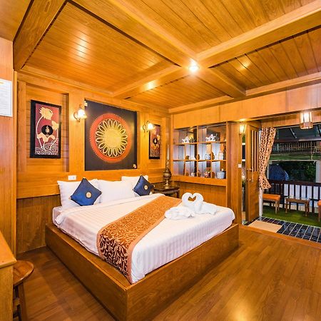 Villa Baan Ratchapruek Phuket Exterior foto